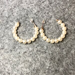 Beautiful fashion jewelry earrings